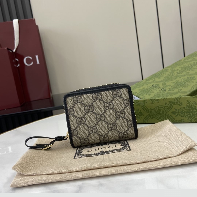 G*u*i wallets & purse